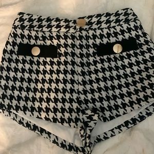 Lovers + Friends dress shorts black white xxs
